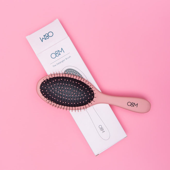 O&M Detangler Brush Pink