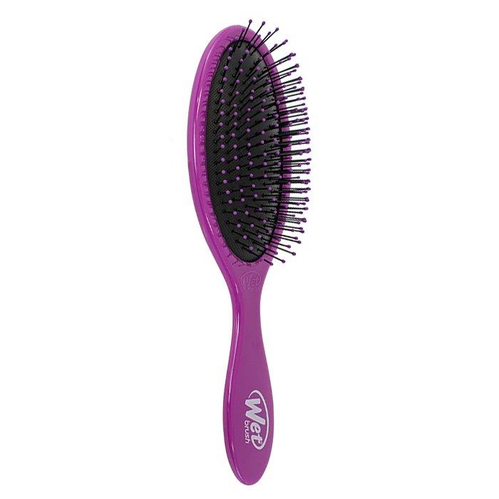 The Wet Brush Detangling Hair Brush in Purple